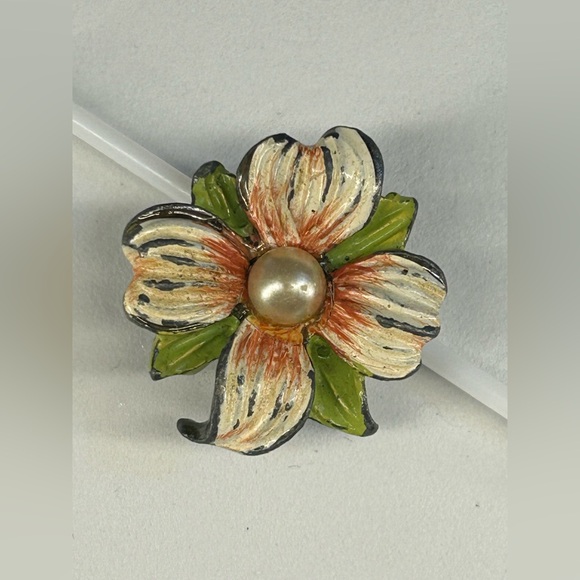 Jewelry - SOLD Metal Enamel Painted Flower Brooch